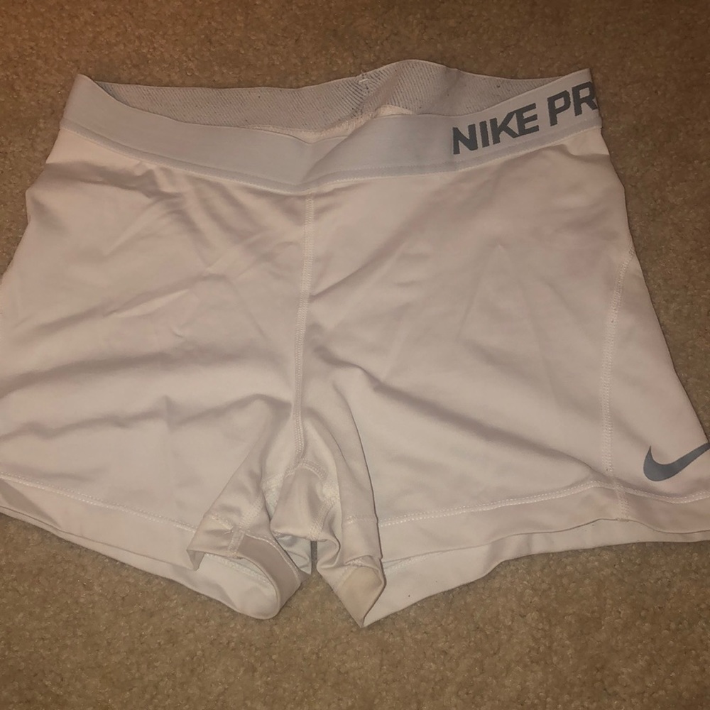 Nike pro